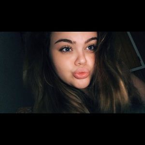 Meet your Posher, Martina